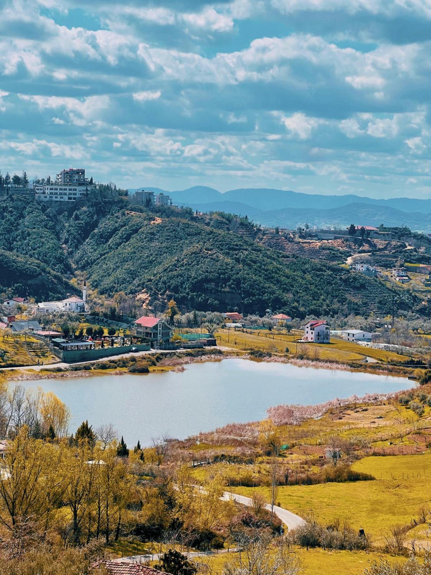Chateau Fasel Тирана Екстер'єр фото